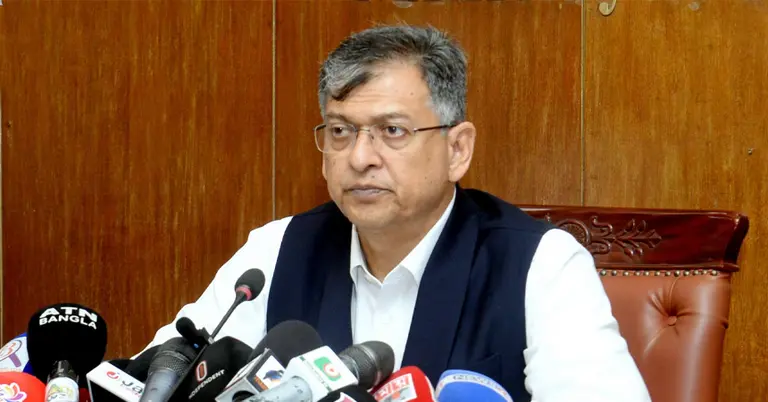 জনবান্ধব পুলিশ গঠনে ‘পুরস্কার ও তিরস্কারে’র নীতি অব্যাহত থাকবে: স্বরাষ্ট্রমন্ত্রী